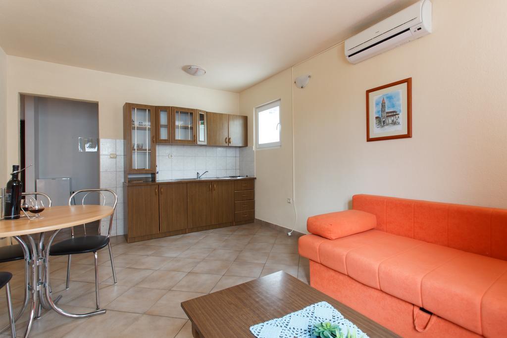 Apartments Alajbeg Trogir Szoba fotó