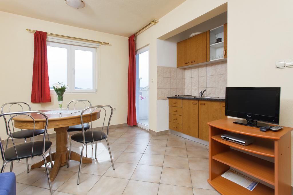 Apartments Alajbeg Trogir Szoba fotó